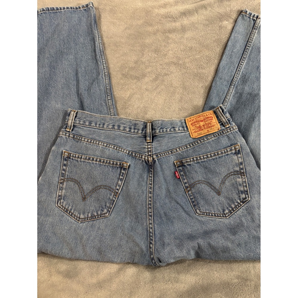 Levis 560 Comfort Fit Jeans Mens 36x32 Light Wash Blue Denim Tapered Leg 90s